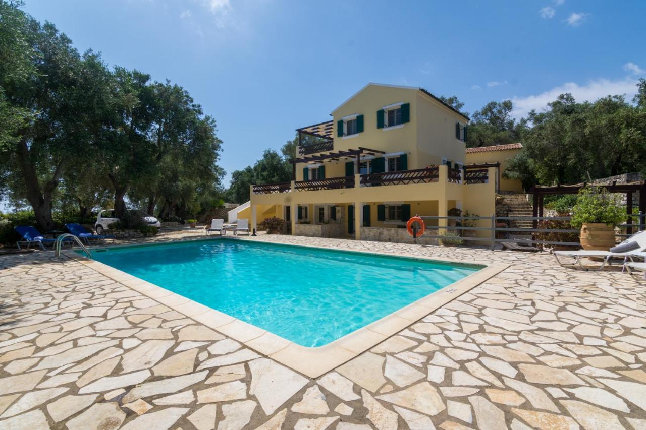 Villa Elaia Suites & Apartments No.6 Гайос Екстериор снимка