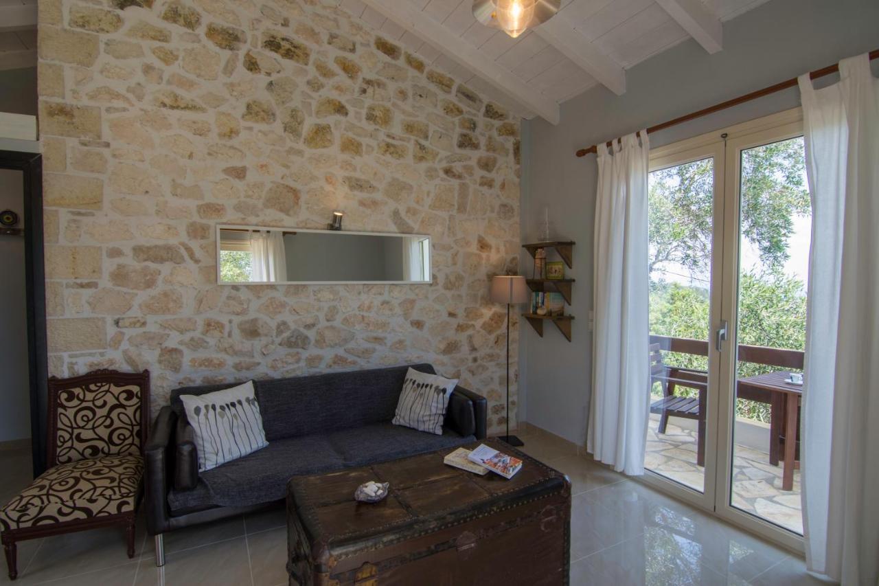 Villa Elaia Suites & Apartments No.6 Гайос Екстериор снимка