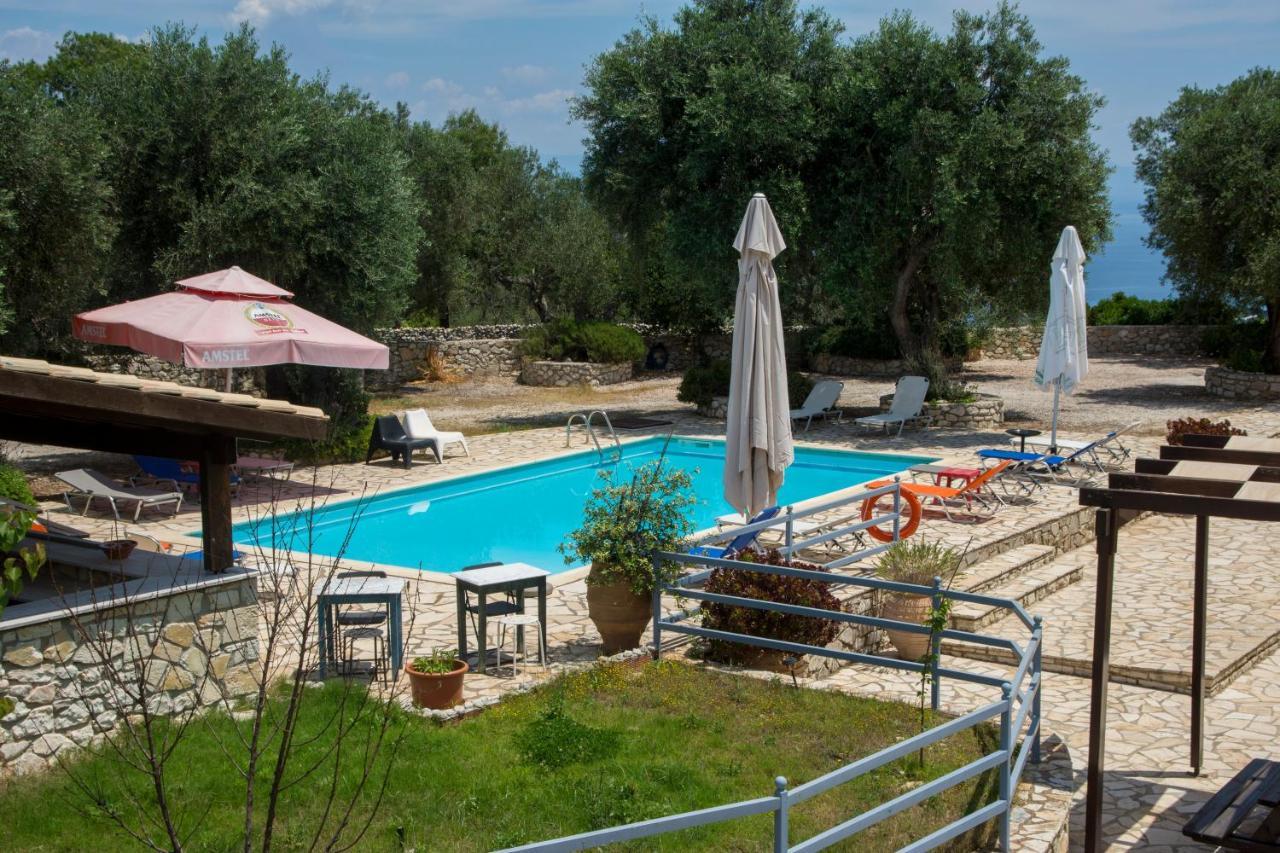 Villa Elaia Suites & Apartments No.6 Гайос Екстериор снимка